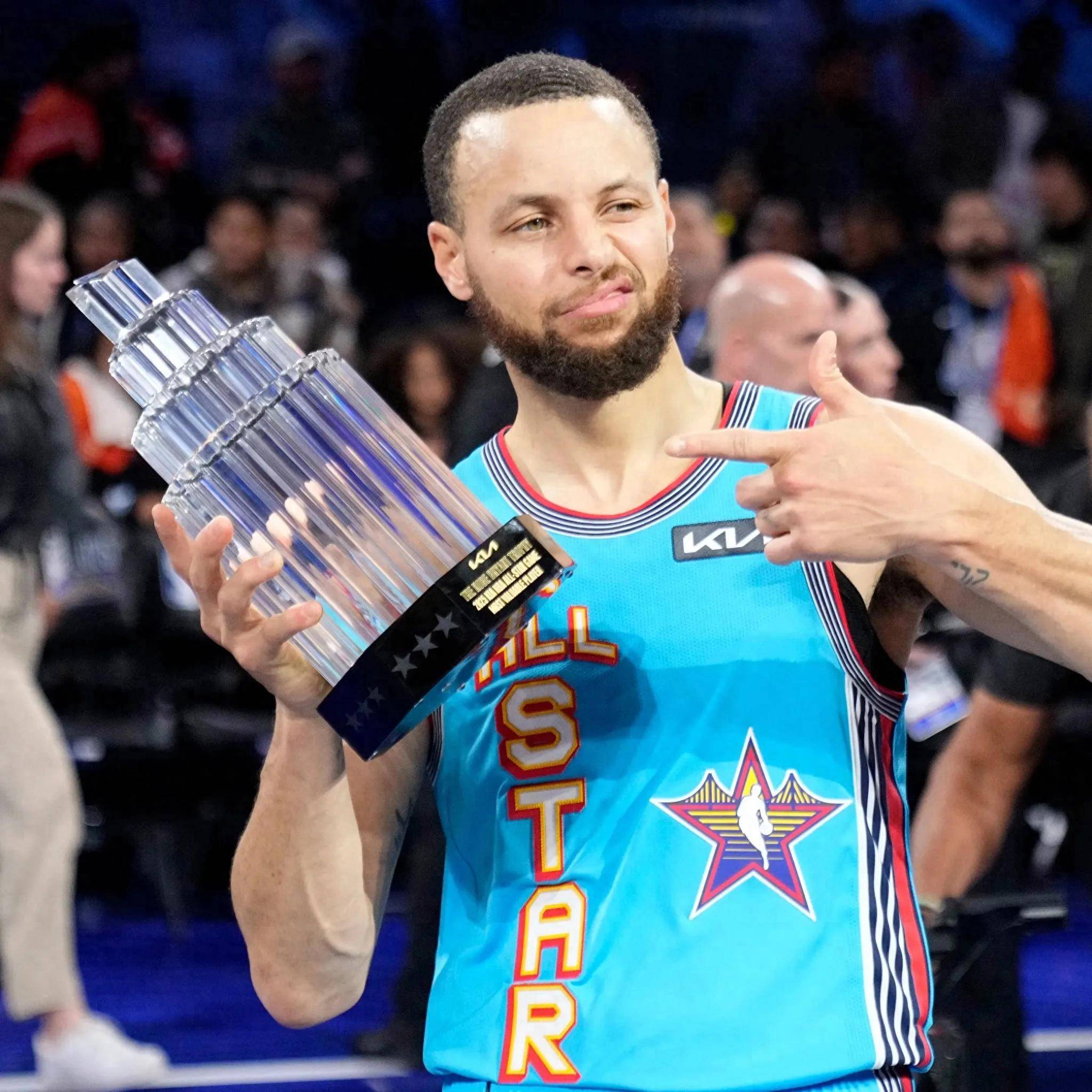 更是一段充 更是一段充