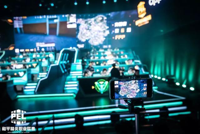 写一段社媒 写一段社媒